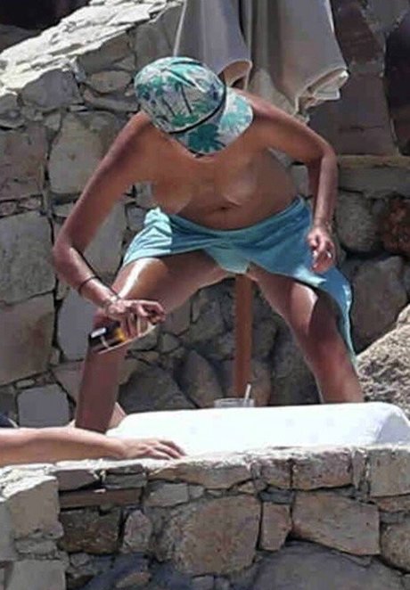 latina onlyfans hot gallery