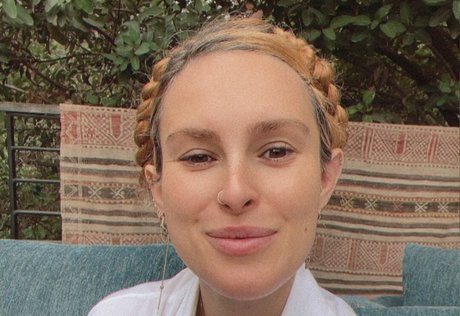 shemale cum in mouth onlyfans art nude pic