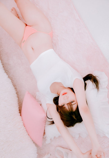 hooters onlyfans hot sexy photos