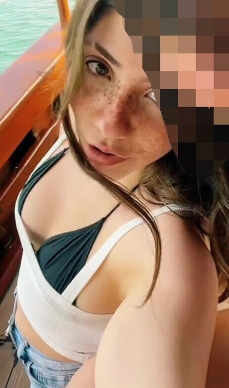 Sofia Espanha nude model image