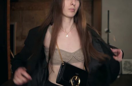 Aloona Larionova pretty star gallery