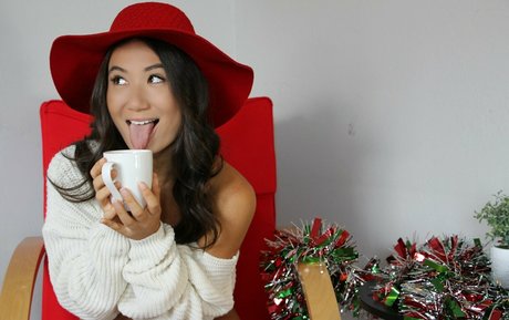 nikkidavisxo hd actress images