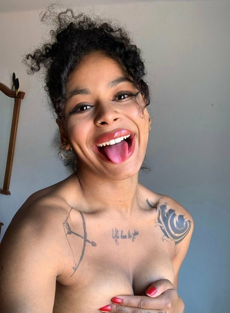 yourcleopathra best star picture