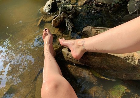 18 year old onlyfans nudes picture