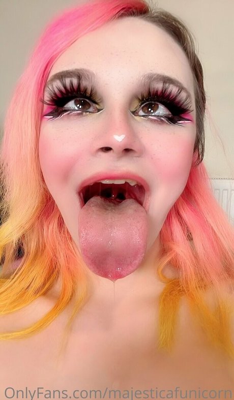 majesticafunicorn sexy actress photo