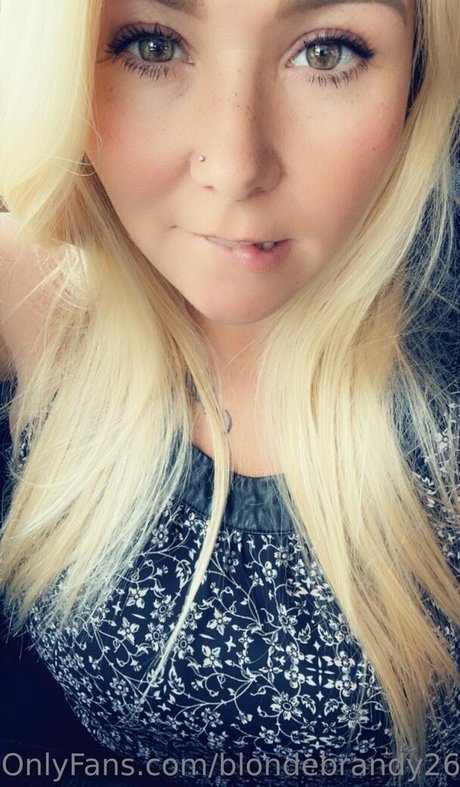 ginger kitty onlyfans adult image