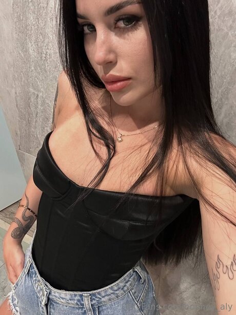 honney aly star adult pic