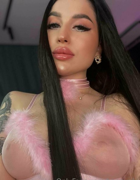 honney aly beautiful star photos