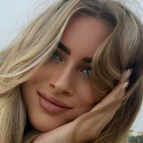 emily lyy top pornstar galleries