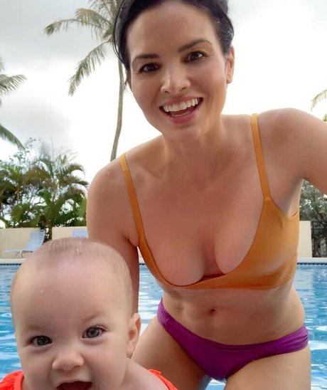 Katrina Law naked pornstar pictures