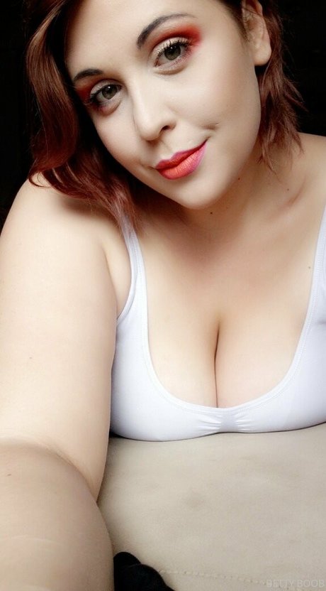 og bettyboob free nude model pics