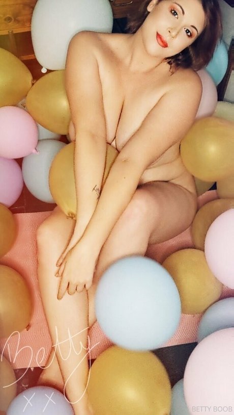 og bettyboob free sexy star picture