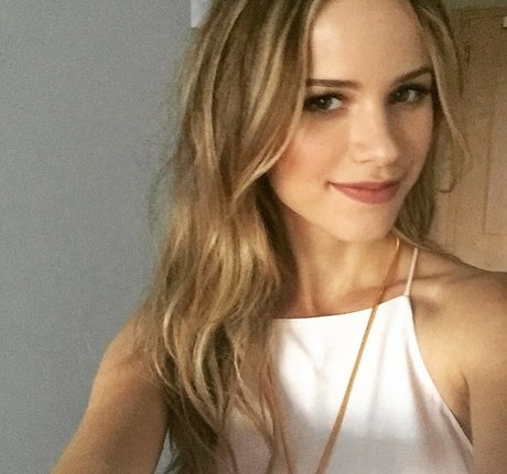 Halston Sage sex pornstar galleries