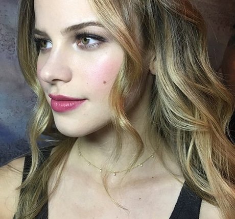 Halston Sage top pornstar photos