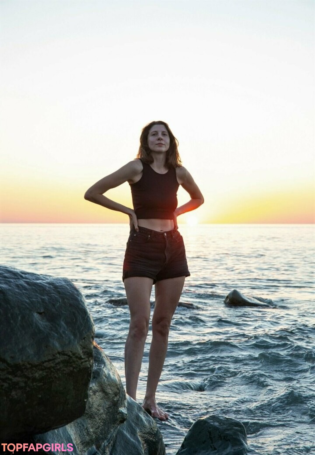 anntallogy free hot star img