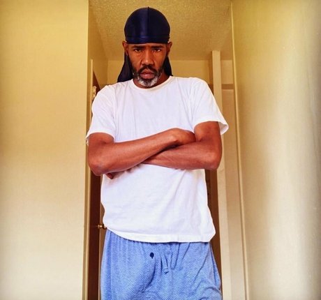 asian hairy onlyfans top photo