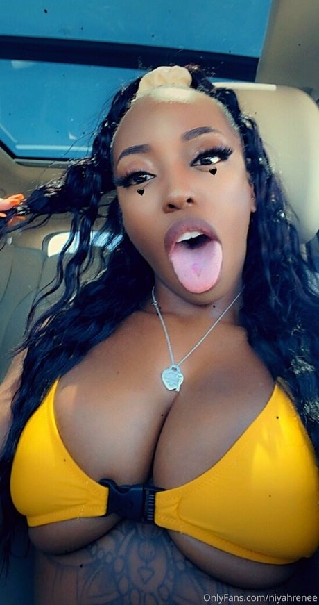 niyahrenee sexy pornstar pics