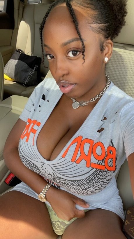 niyahrenee star best photos
