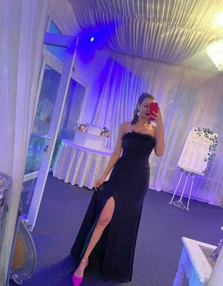 allysson69 free model archive