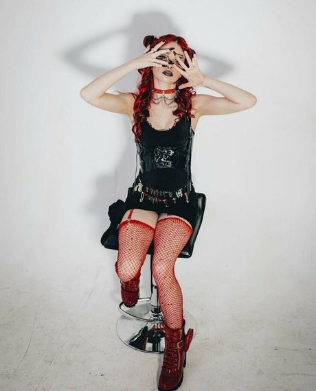 krystalkay999 adult star archive