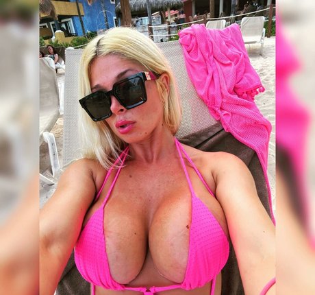 Aniita Muhlemann art pornstar pictures