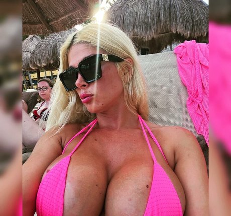 Aniita Muhlemann hd pornstar photo