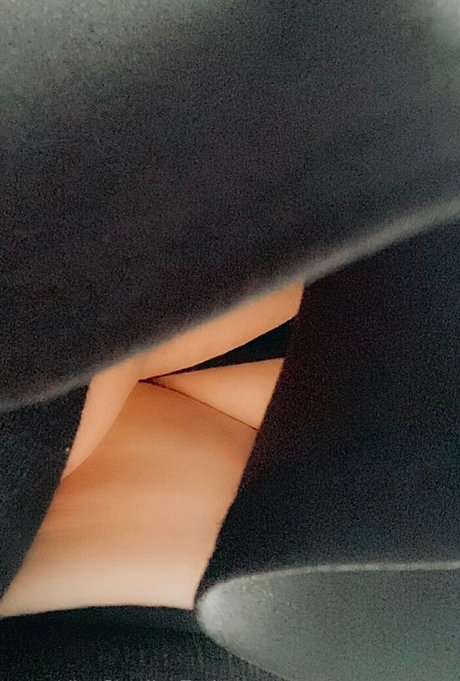 misscharliestoybox star exclusive pics