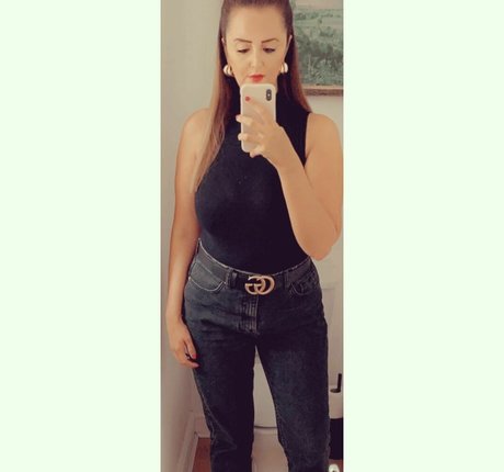 hooters onlyfans perfect image