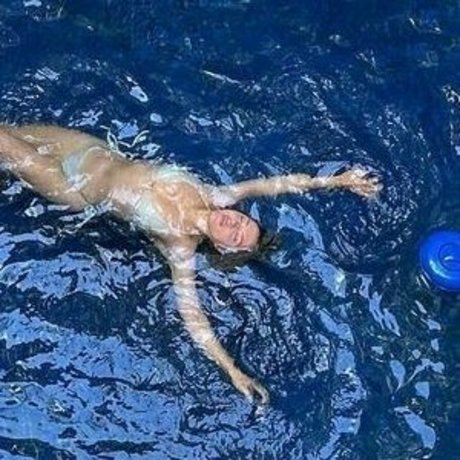 thenaturaltwins hot star picture