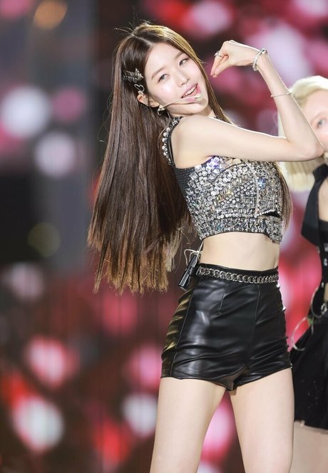 feet milf onlyfans adult image