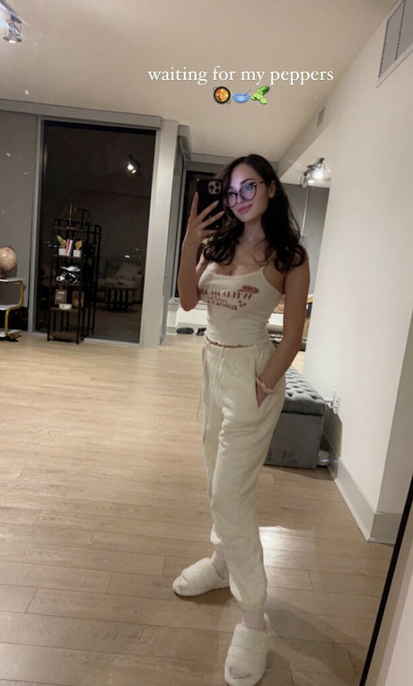 Sonia Ferraro star hd photo