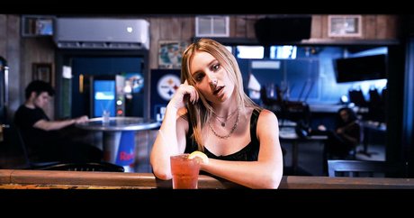 popular onlyfans art naked picture