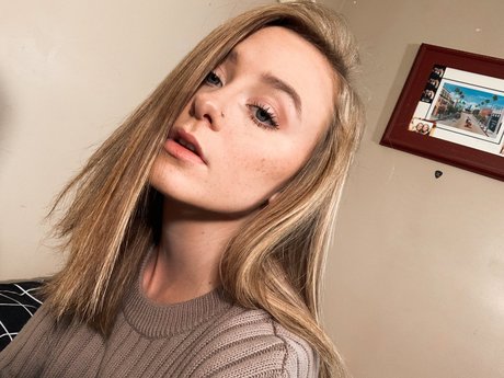 Audra Miller model nude gallery