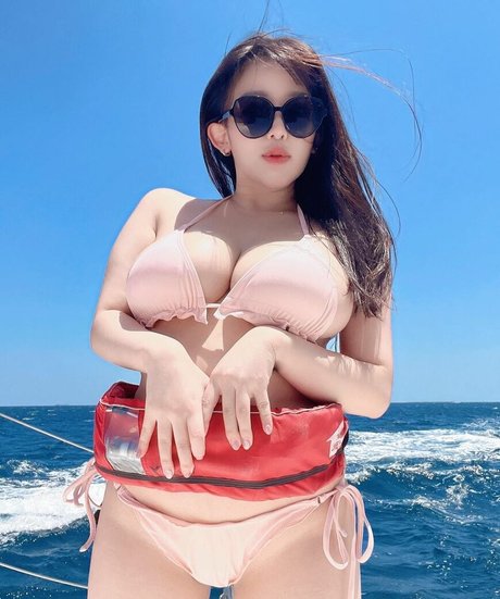 asian feet onlyfans hd picture