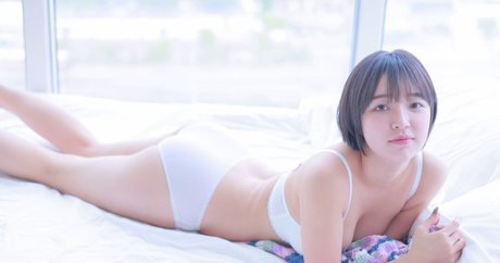 toriis me beautiful star pics