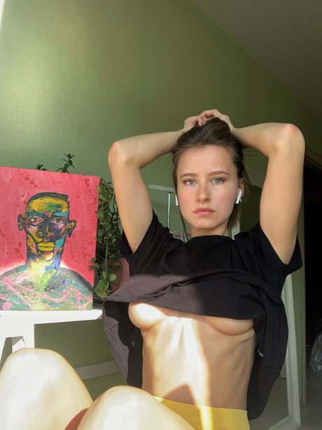 Toma Efremova xxx star pic