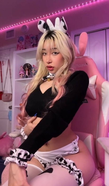 Rina Magi model xxx picture