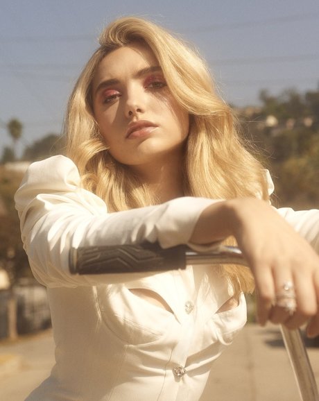 Peyton List high quality model pics