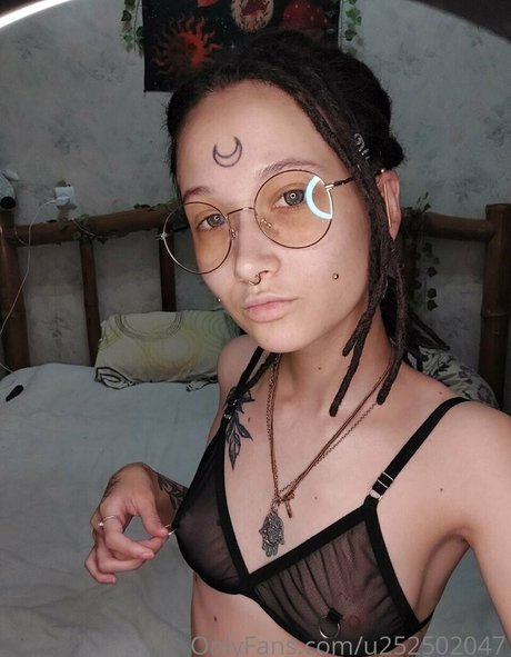 thick mature onlyfans nude galleries