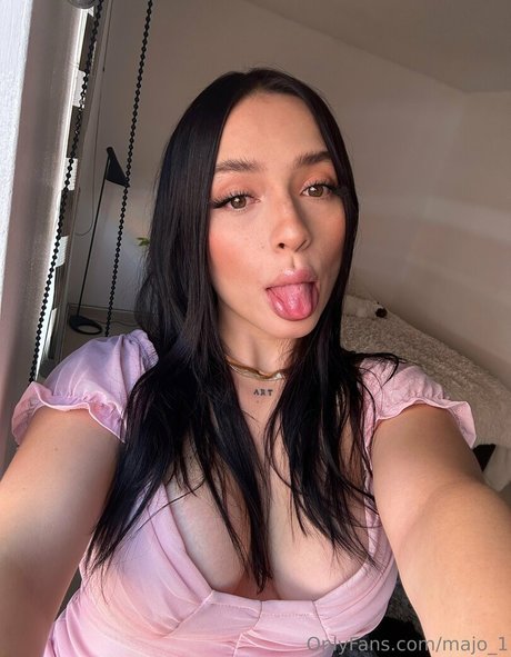 majo 1 model nudes img