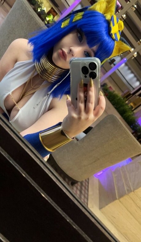 Junkenstein model adult photos