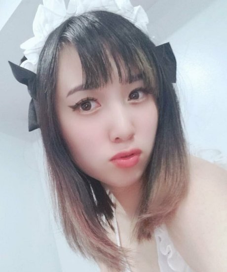 hinacchi free hot model pictures