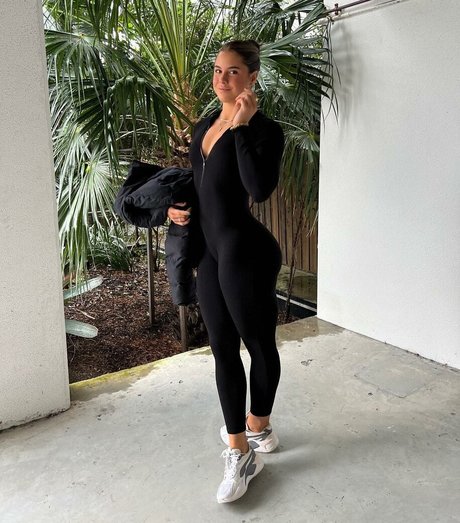 tranny onlyfans beautiful images