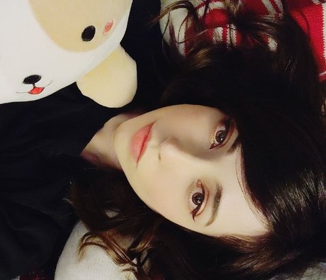 Drellatsun nice actress img