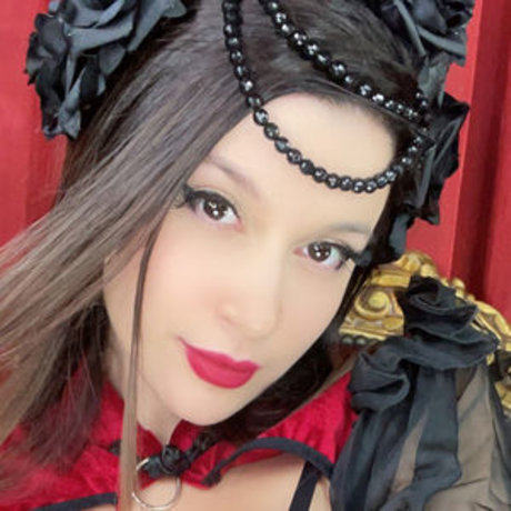 skinny blonde milf onlyfans hd image