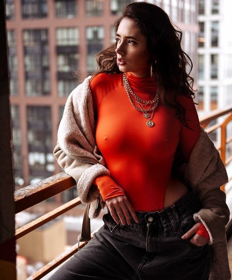 Disha Yudina model erotic images