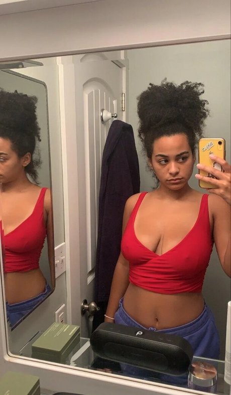 Raina Morris sex star image