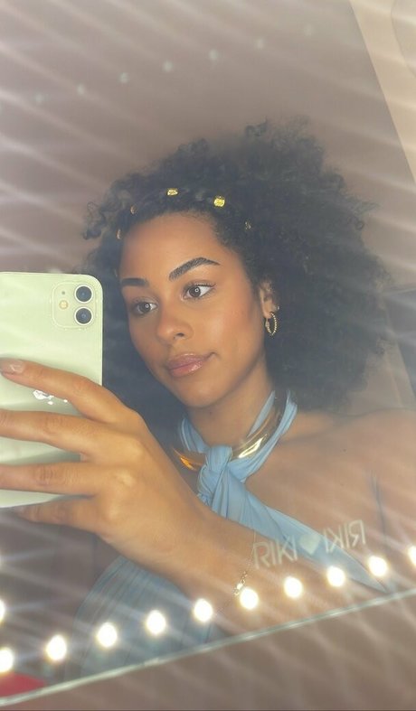 Raina Morris free model galleries