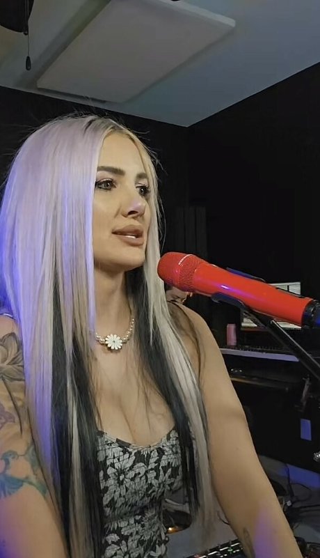 kitty milf onlyfans hot pictures