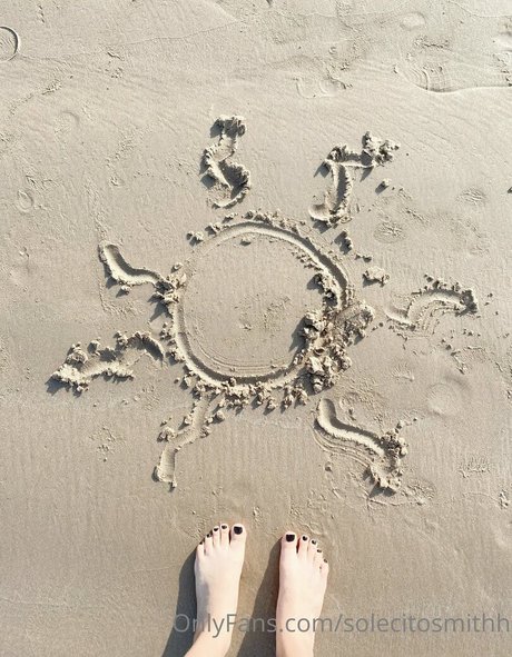 Solecitosmithh star hot images